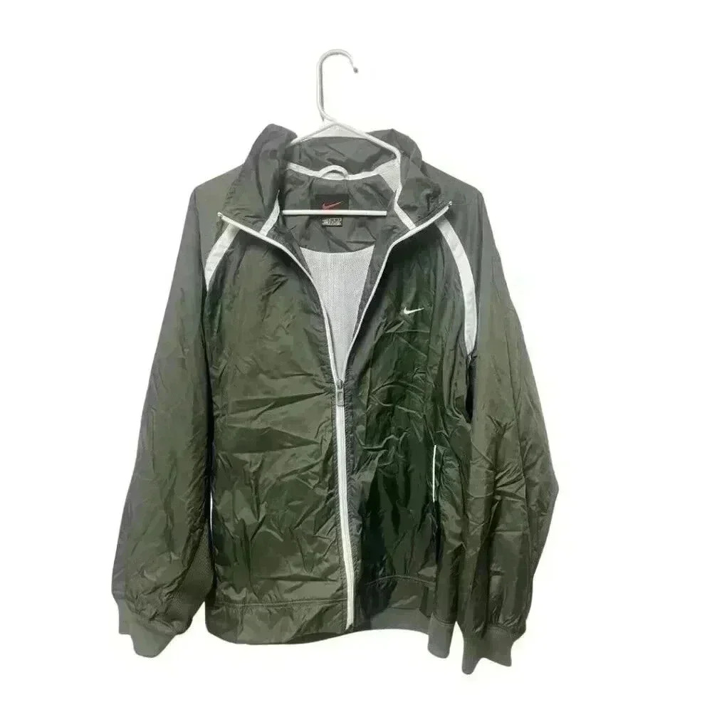 Nike Size Large 12-14 Wind Breaker